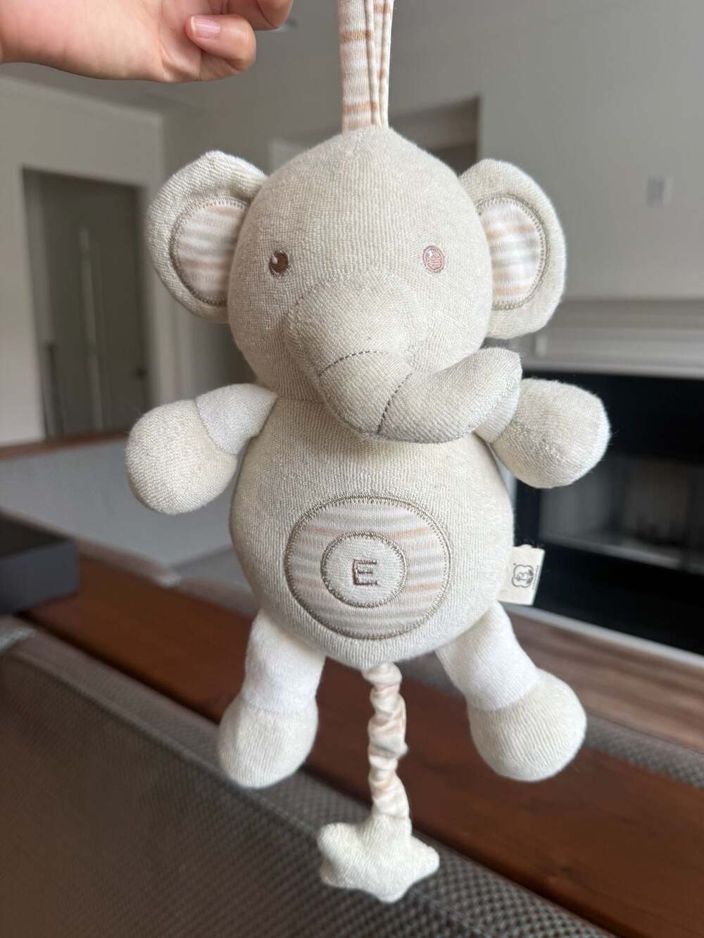 Kakiblin Organic Cotton Elephant Stroller Hanging Wind Chime Toy
